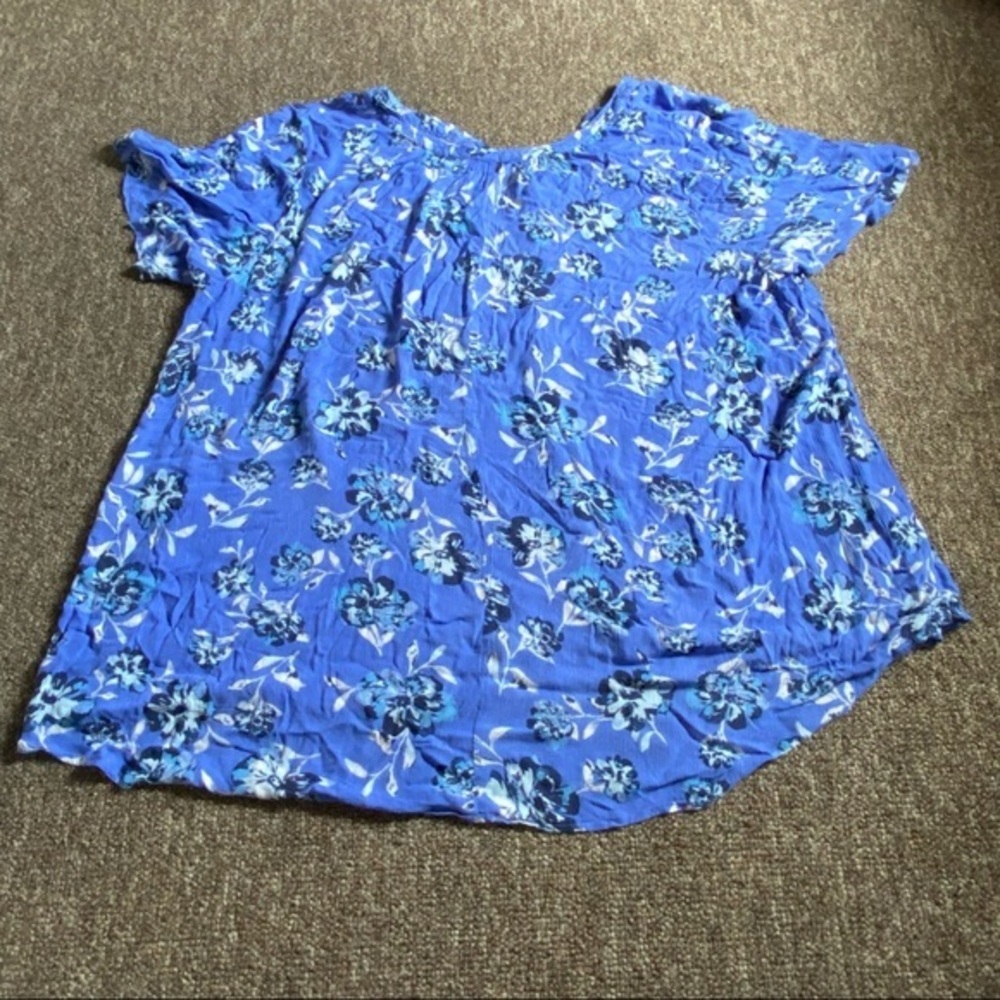 Roaman's Blue Floral Top Women’s Size 34 W Pullover Short Sleeve